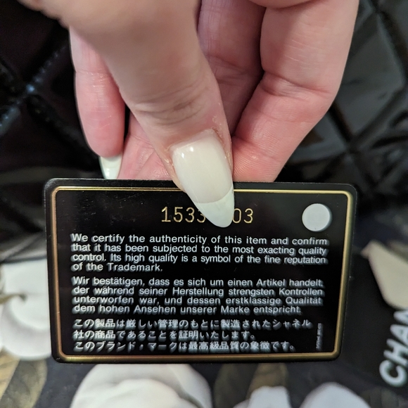 CHANEL Business flap maxi shoulder bag - Picture 10 of 17